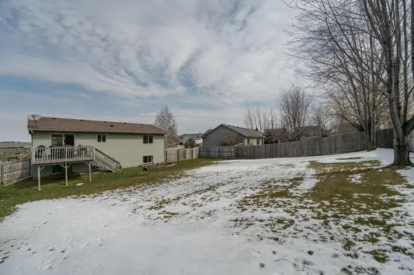 5892 Crown LN NW, Rochester, MN 55901