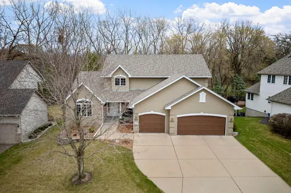 2670 Barclay ST N, Maplewood, MN 55109