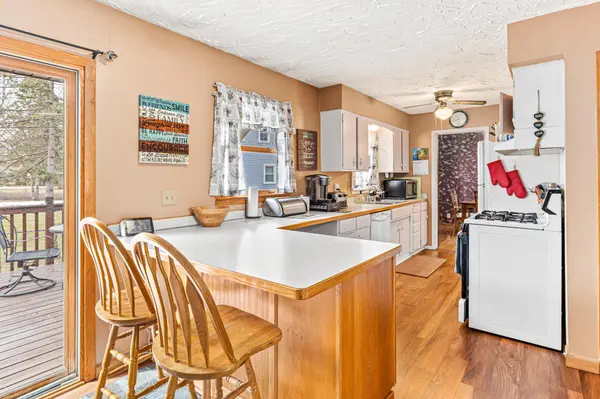 324 107th AVE NE, Blaine, MN 55434