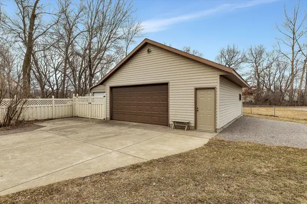500 9th ST S, Waite Park, MN 56387