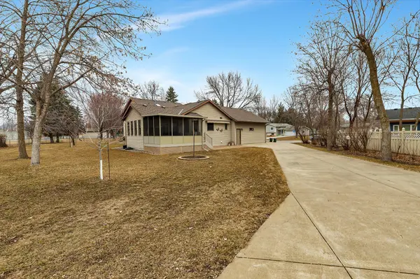 500 9th ST S, Waite Park, MN 56387
