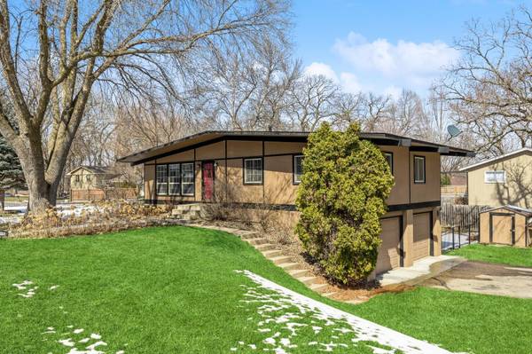 5178 Brooks CIR SE, Prior Lake, MN 55372