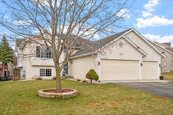 9318 212th ST W, Lakeville, MN 55044