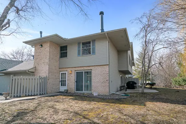 18710 Clear View TER,  Minnetonka,  MN 55345