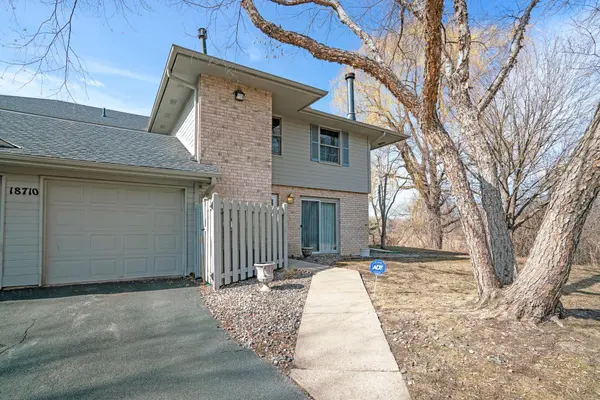 18710 Clear View TER, Minnetonka, MN 55345
