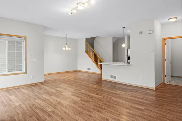 18316 Kerrville TRL, Lakeville, MN 55044