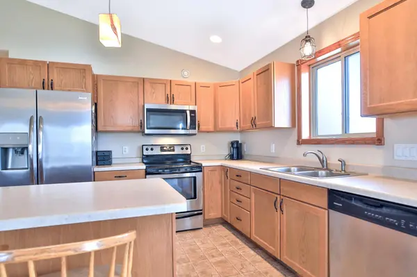 305 Central AVE E, Medford, MN 55049