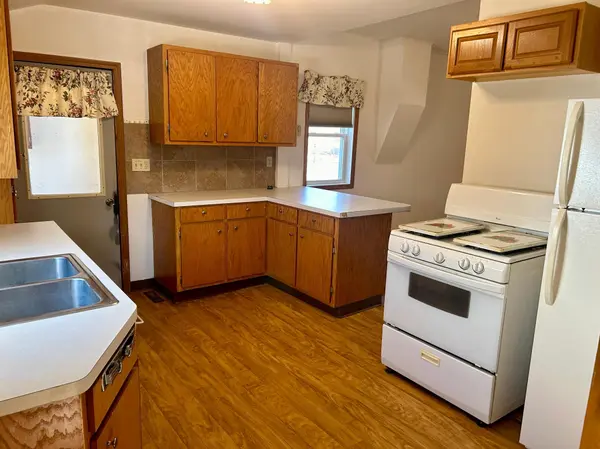 206 Homecrest AVE SE, Wadena, MN 56482