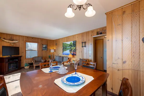 49156 Riverside LN, Waterville Twp, MN 56096