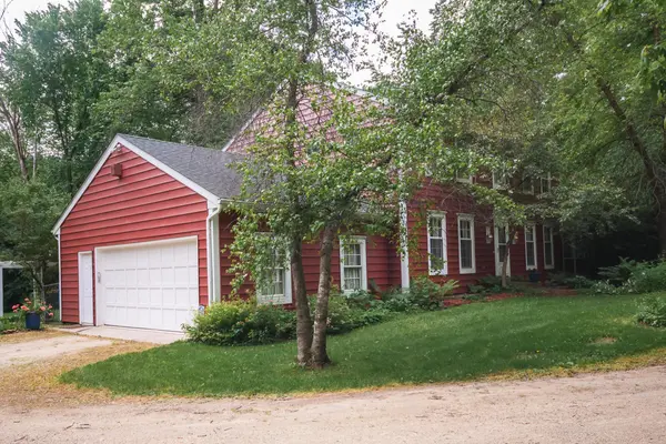 4426 Oak CT SW, Rochester Twp, MN 55902