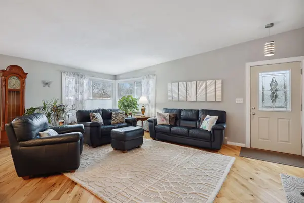 7851 Mississippi LN, Brooklyn Park, MN 55444