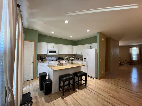 7027 Riverdale DR NW, Ramsey, MN 55303