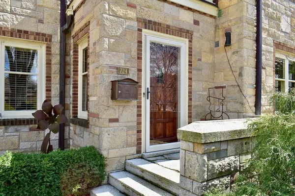 724 Washington ST, Winona, MN 55987