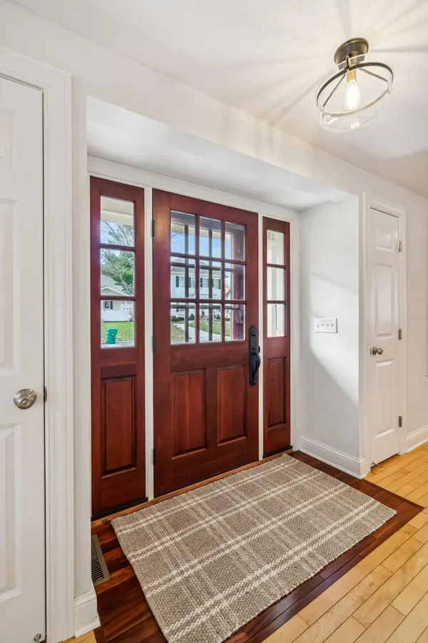 4521 Rutledge AVE, Edina, MN 55436