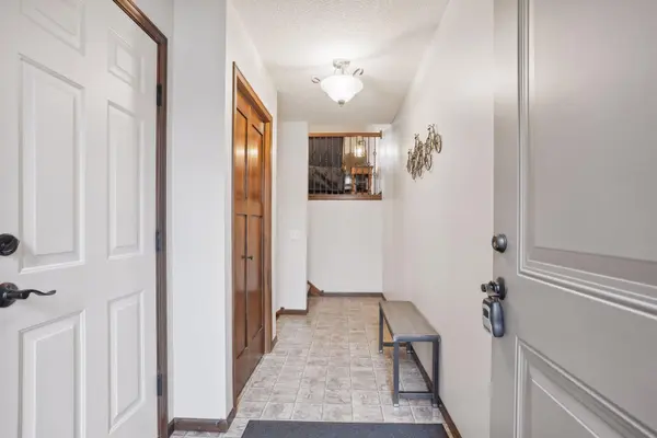 7866 Nancy CT, Lino Lakes, MN 55014