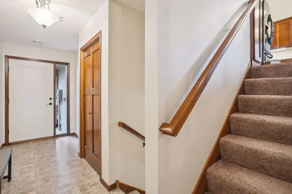 7866 Nancy CT, Lino Lakes, MN 55014