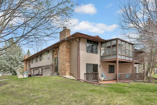 30171 Olinda TRL, Lindstrom, MN 55045