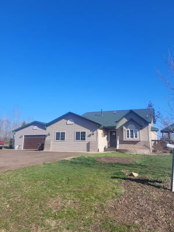 1958 Collin ST, Mora, MN 55051