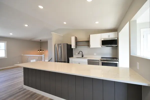609 3rd ST SE, Dodge Center, MN 55927
