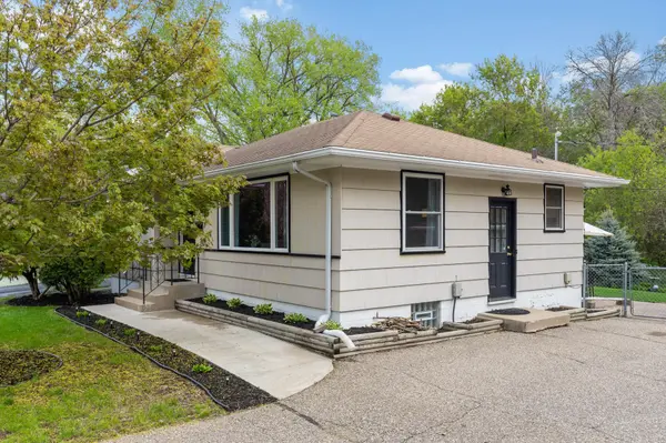 2557 Oregon AVE S, Saint Louis Park, MN 55426