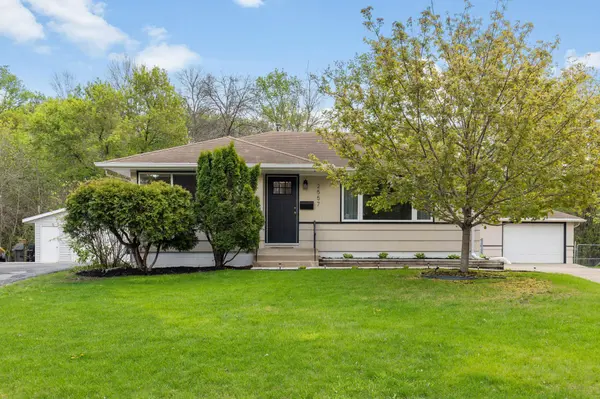 2557 Oregon AVE S, Saint Louis Park, MN 55426