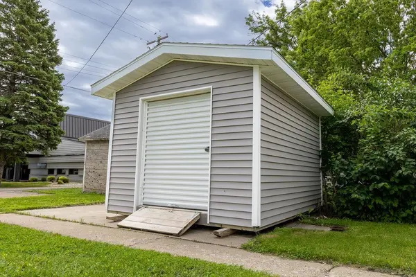 110 Prairie AVE S, Brooten, MN 56316