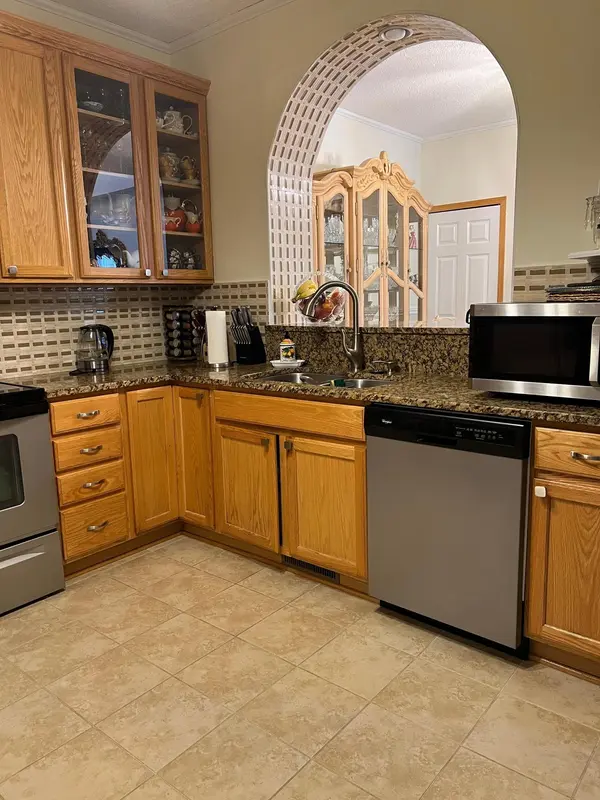 1911 111th AVE NE, Blaine, MN 55449