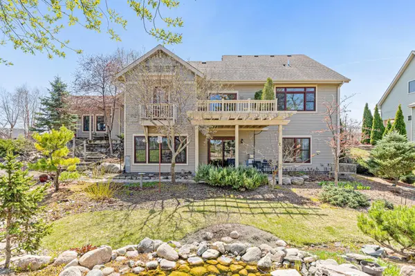 11250 Lambert CT, Hanover, MN 55341