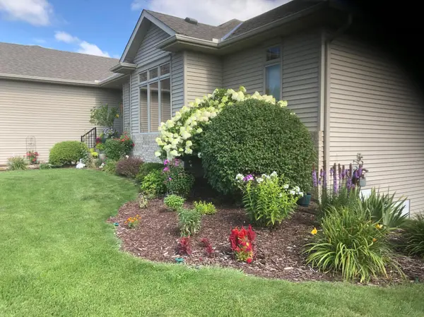 22807 Zion Pkwy NW, Oak Grove, MN 55005