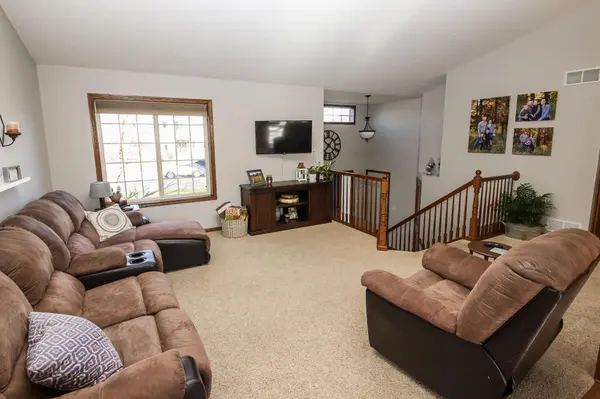 312 Avalon CT, Sartell, MN 56377