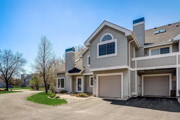 1855 Terraceview LN N #E, Plymouth, MN 55447