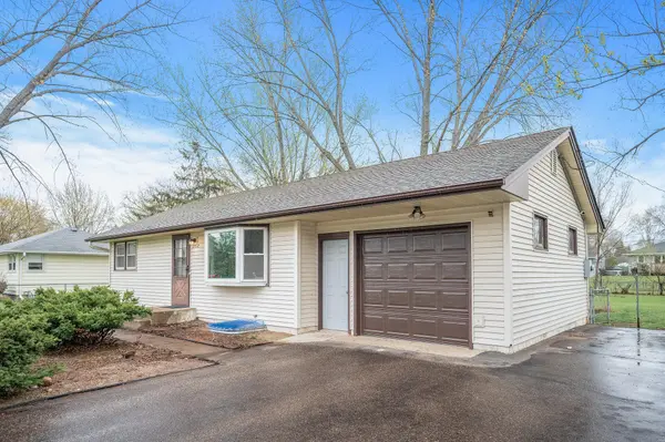 2930 119th AVE NW, Coon Rapids, MN 55433