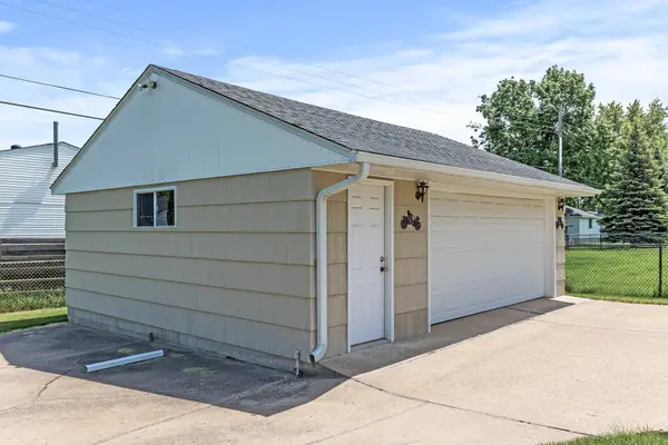 8407 4th AVE S, Bloomington, MN 55420