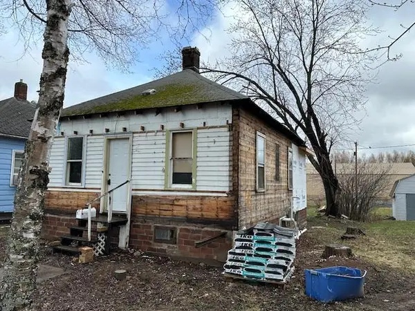 119 W 1st AVE N,  Aurora,  MN 55705