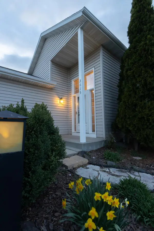 2615 62nd ST NW, Rochester, MN 55901