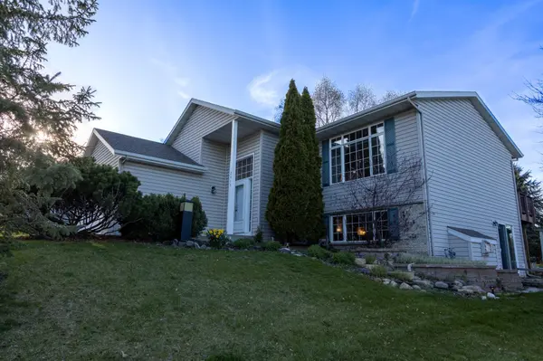 2615 62nd ST NW, Rochester, MN 55901