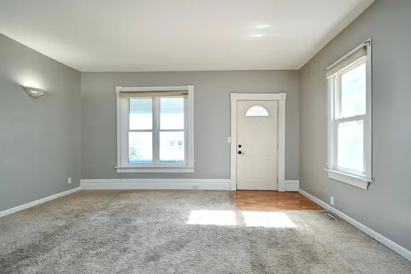 307 E 3rd ST, Winona, MN 55987