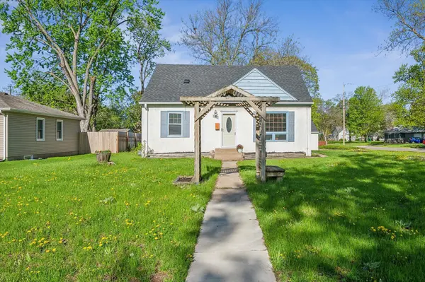 6043 Aldrich AVE N,  Brooklyn Center,  MN 55430
