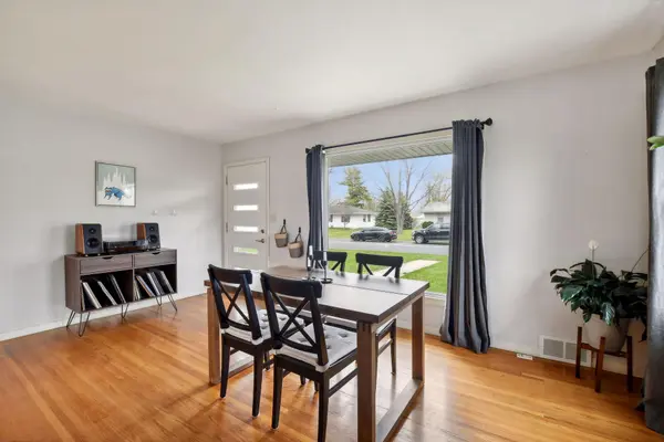 8544 Clinton AVE S, Bloomington, MN 55420