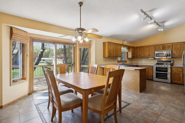 13624 Bryant PL S, Burnsville, MN 55337