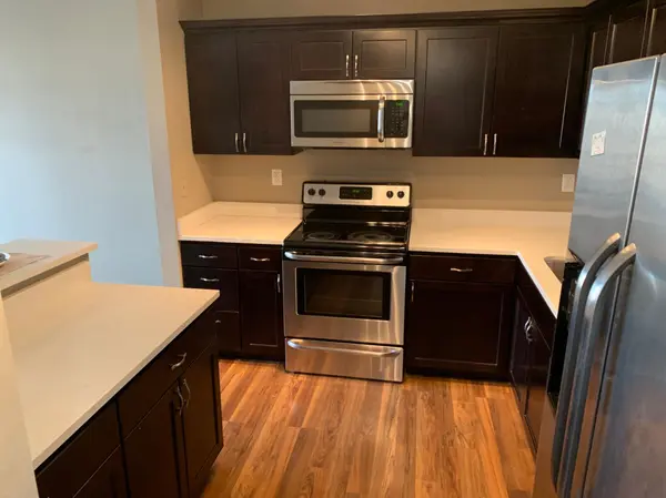 66 9th ST E #1307, Saint Paul, MN 55101