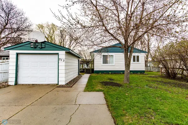 323 6TH AVE, Mapleton, ND 58059
