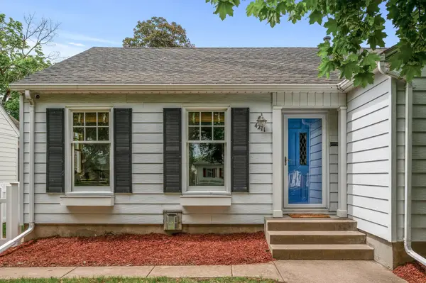 4211 Zenith AVE N, Robbinsdale, MN 55422