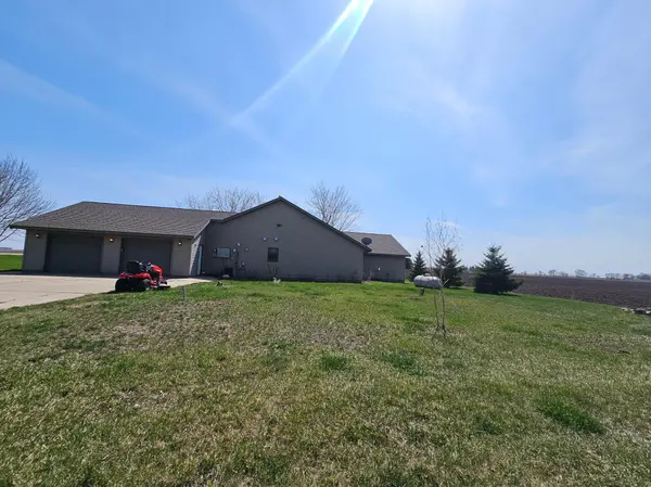 231 Lake Henry AVE S, Melrose, MN 56352