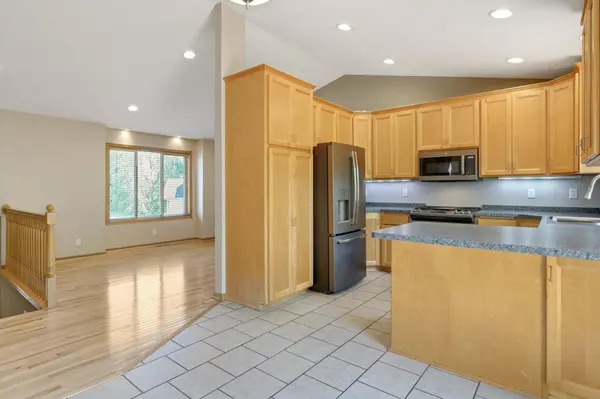 13770 Foxhill AVE N, Hugo, MN 55038