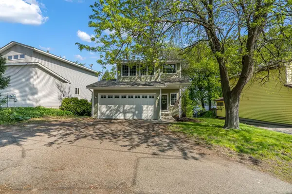 3000 Fairview RD SW, Prior Lake, MN 55372