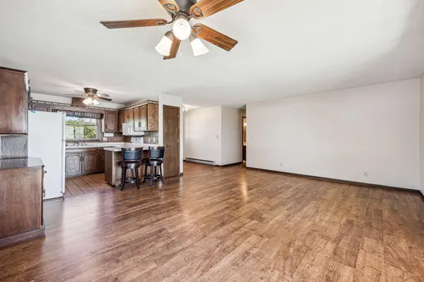 11167 Hubert LN, Cold Spring, MN 56320