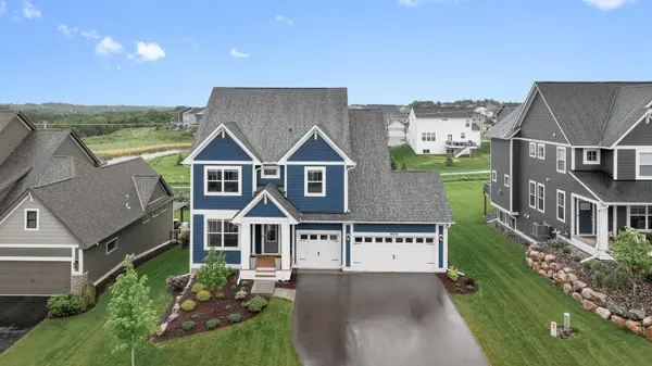 9776 Iron Horse RD, Woodbury, MN 55129
