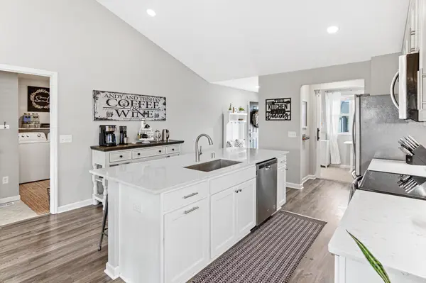 1349 Eugenia WAY Waconia, MN 55387