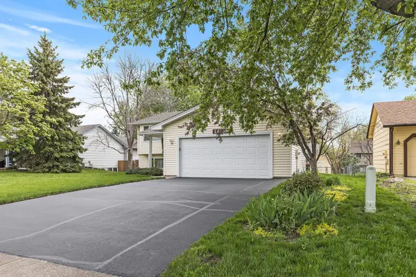 14658 Hayes RD, Apple Valley, MN 55124
